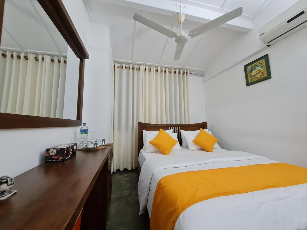 Hello Kandy Homestay Buitenkant foto
