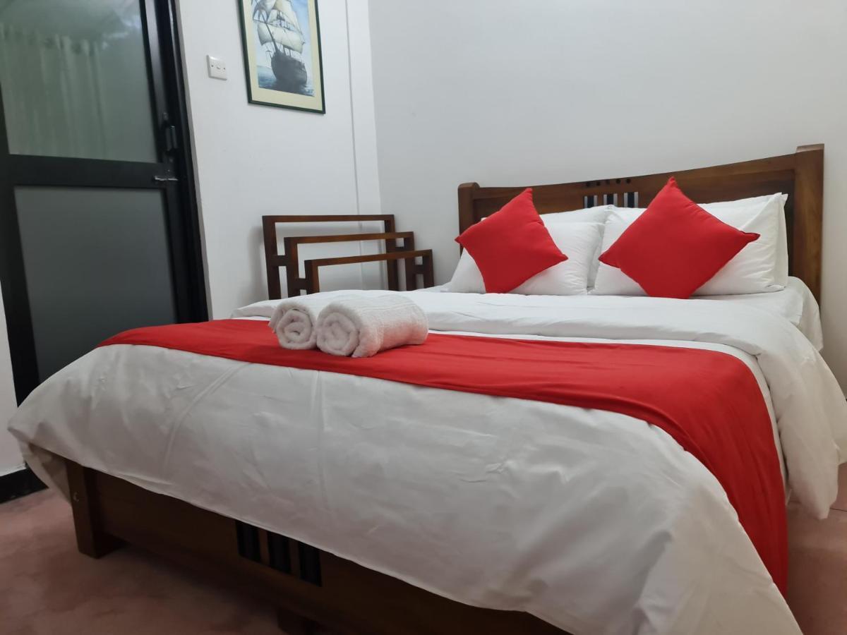 Hello Kandy Homestay Buitenkant foto