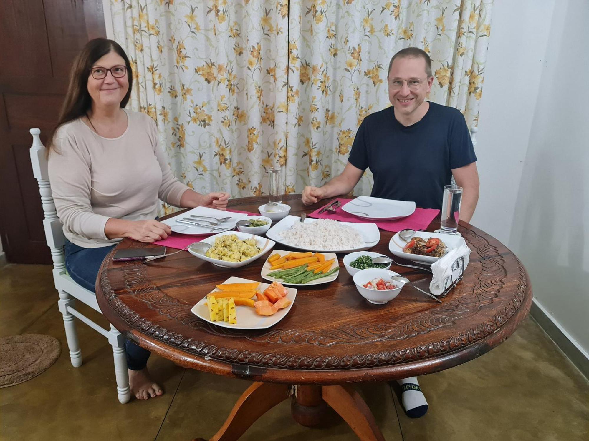 Hello Kandy Homestay Buitenkant foto